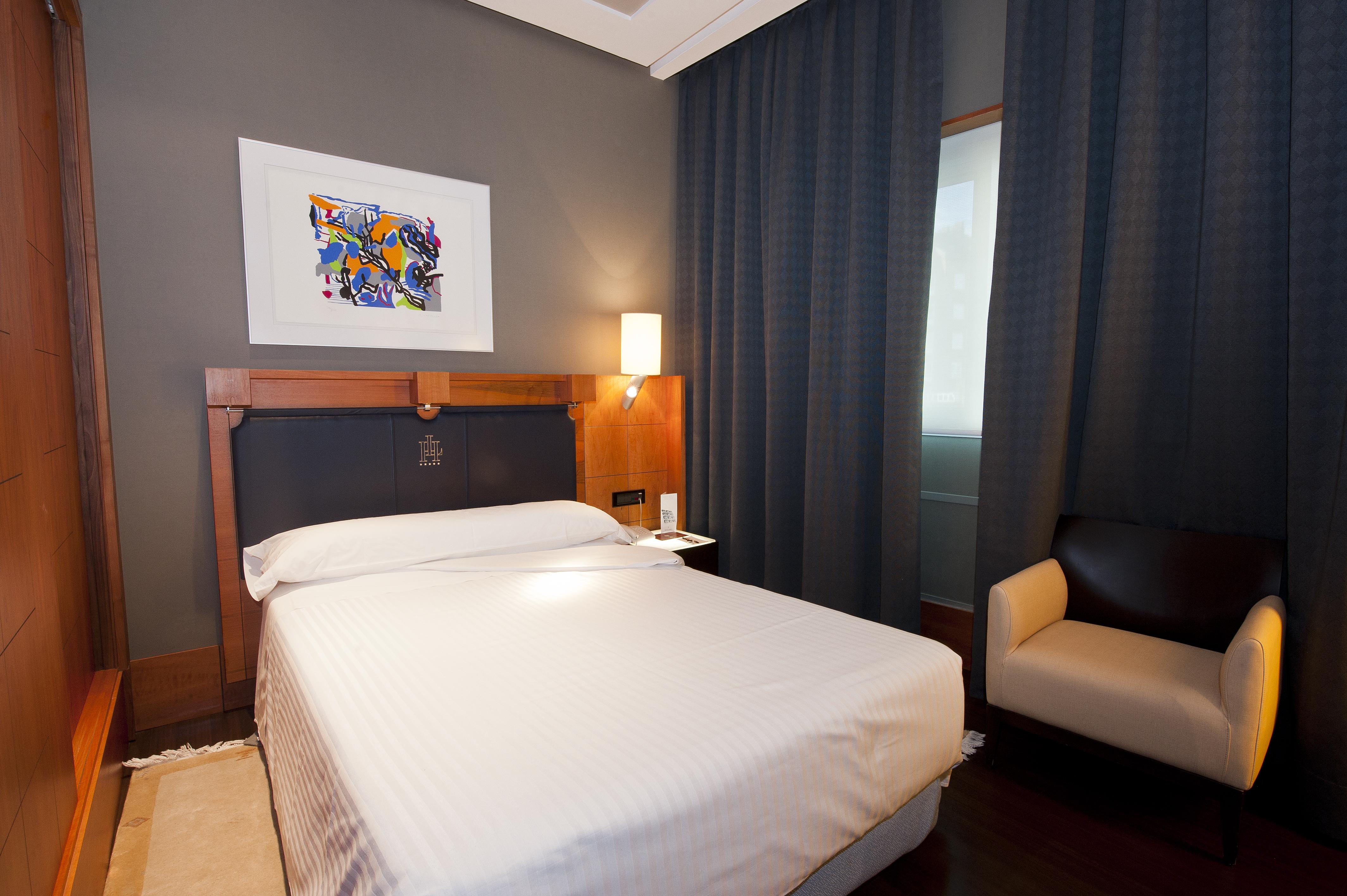 Gran Hotel Lakua Vitoria-Gasteiz Kültér fotó