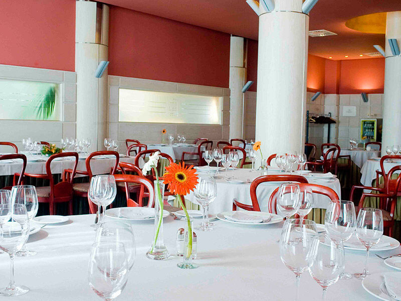 Gran Hotel Lakua Vitoria-Gasteiz Kültér fotó Restaurant